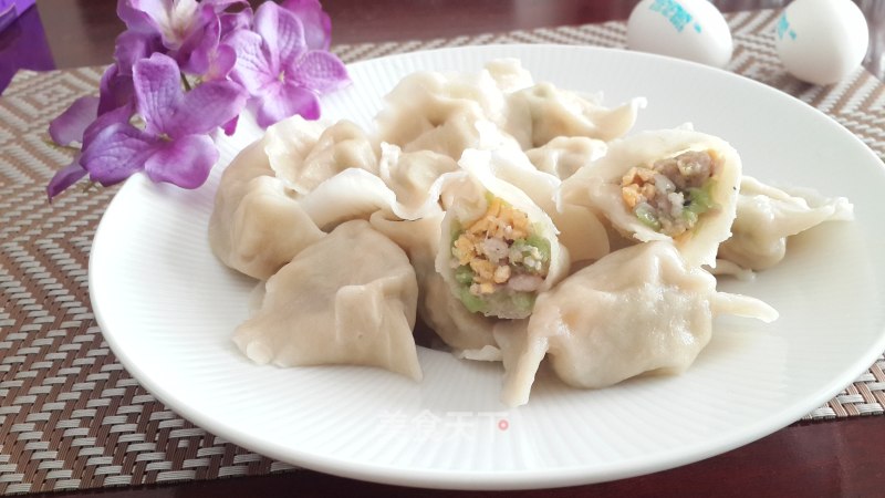 Green Bamboo Shoots and Fresh Meat Dumplings recipe