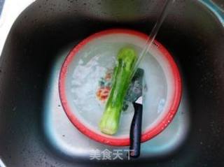 Stir-fried Loofah with Leek recipe