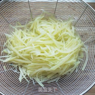 Hot and Sour Potato Shreds recipe