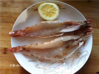 Lime-flavored Dry Fried Prawns recipe