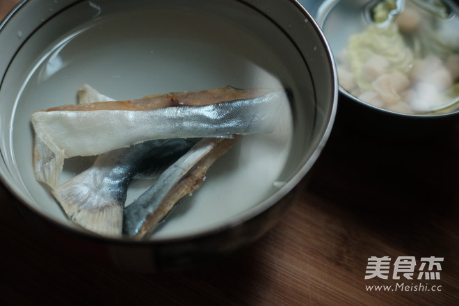 Congee with Dried Scallops and Golden Pomfret recipe