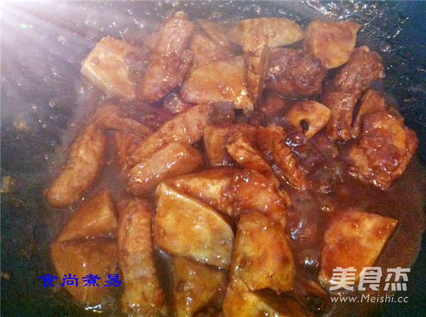 Taro Pork Ribs Claypot recipe