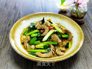 Stir-fried Kidney with Green Garlic Sprouts recipe