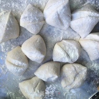 Vegetarian Buns with Leek Vermicelli recipe