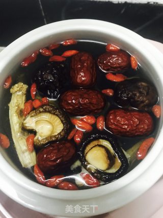 #汤汤#blood-boiled Chicken and Angelica Soup recipe