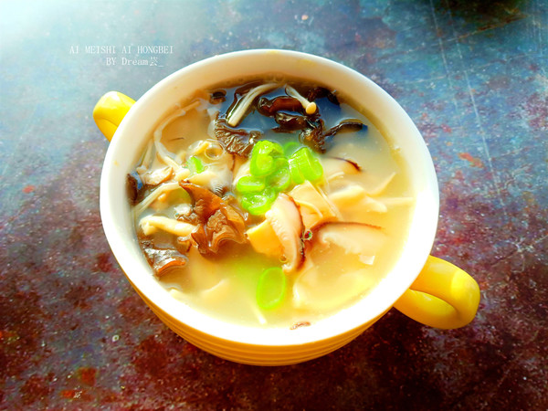 Six Fungus Soup recipe