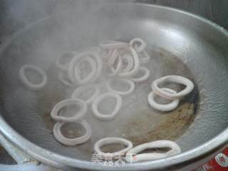 Fried Squid Rings with Green Pepper recipe