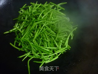 Stir-fried Wormwood with Wormwood recipe