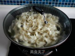 Braised Noodles with Beans recipe