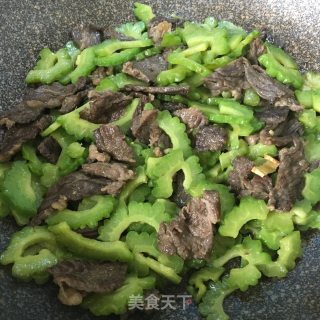 Beef Stir-fried Bitter Gourd recipe