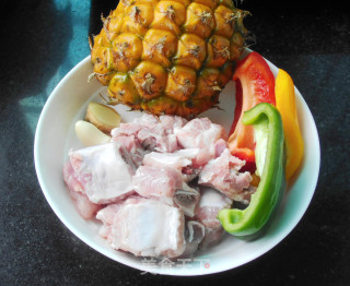 Stewed Pork Ribs with Pineapple recipe