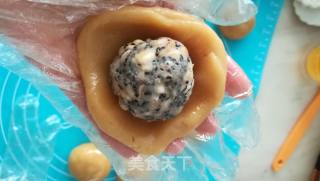 Five Kernel Moon Cakes recipe