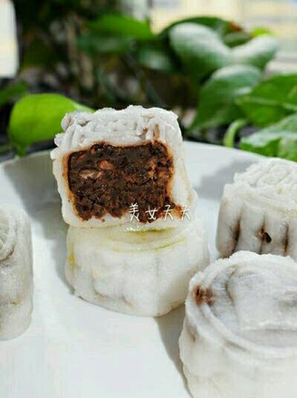 Red Bean Snowy Mooncake recipe