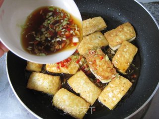 A Home-cooked Delicacy that Can be Called A Killer of Rice-pot Collapsed Tofu Box recipe