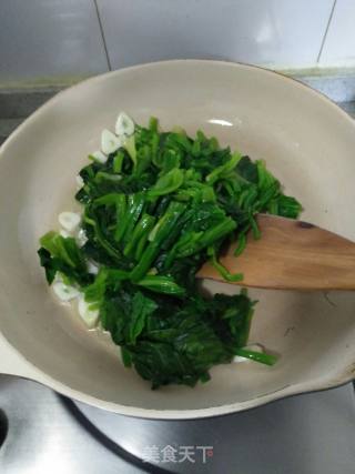 Vegetarian Stir-fried Spinach recipe
