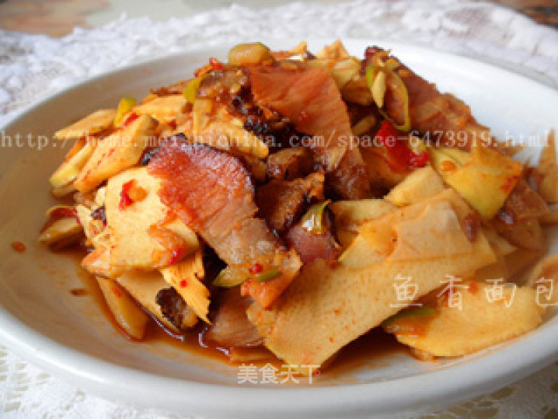 Stir-fried Bacon with Spring Bamboo Shoots recipe