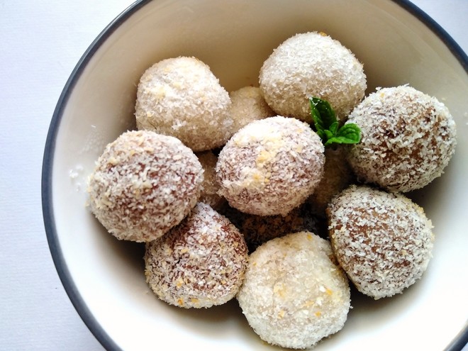 Coconut-flavored Taro Ball: Simple and Easy to Make Snacks, Silky and Delicate, Consumes Coconut Puree recipe