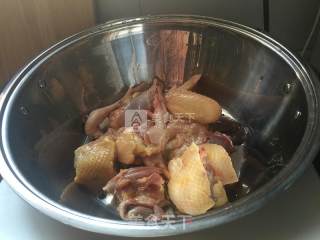 Black Fungus Chicken Soup recipe