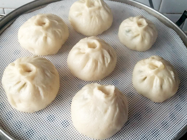 Pork Buns with Bamboo Shoots and Sauce recipe