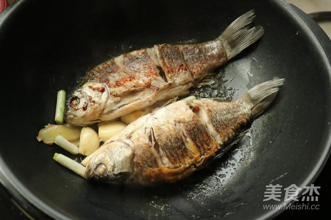 Braised Crucian Carp recipe