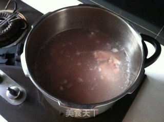 Bitter Gourd Tomato Pork Rib Soup recipe