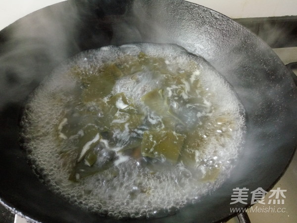 Braised Pork with Seaweed Stew recipe