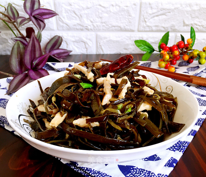 #trust之美# Fried Kelp Shredded Pork recipe