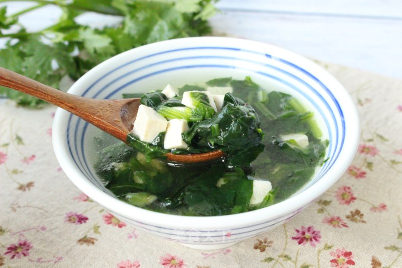 Spinach and Tofu Soup recipe