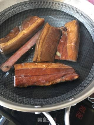 Stir-fried Cabbage with Bacon recipe