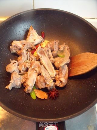 How Can You Miss The Most Powerful Nourishing Dish in Winter Tonic-braised Lamb recipe