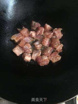 Pork Ribs in Claypot with Plum recipe