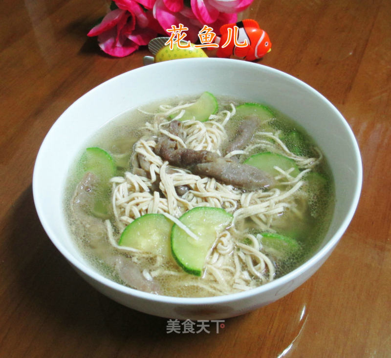 Zucchini Beef Slices Boiled and Shredded recipe