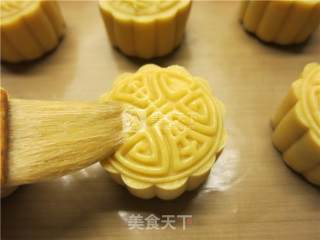 #新良第一节婚纱大赛# Mooncakes with Coconut and Cranberry Filling recipe