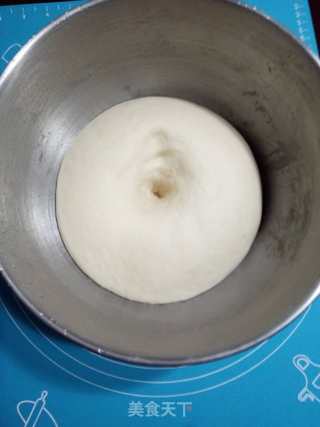 Fluff Marshmallow Sands Custard Bun recipe