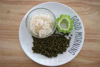 Bitter Gourd and Mung Soy Milk recipe