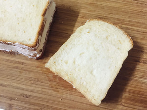 A Fruit Sandwich with Superb Value-"late Night Bakery" recipe