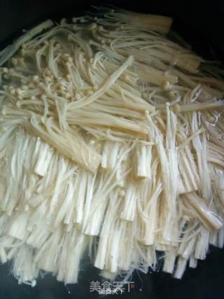 Enoki Mushrooms with Shallot Oil recipe