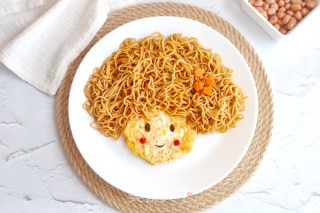 Children's Day Baby Meal: Fried Noodles with Cartoon Soy Sauce recipe