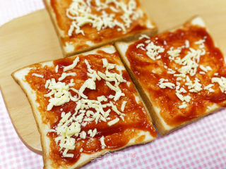 Mini Eel Toast Pizza recipe