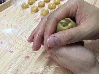 Katie Cantonese Mooncakes recipe