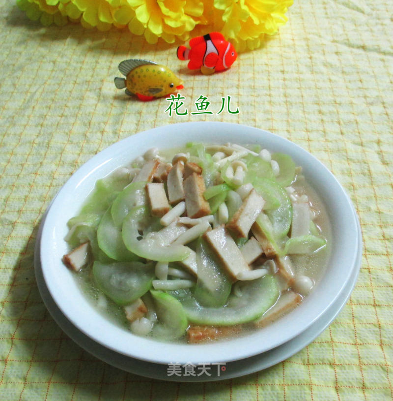 Fish Tofu and White Jade Mushroom Stir-fried Night Blossom