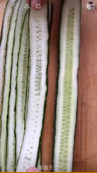 Hot and Sour Cucumber Roll recipe
