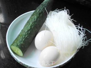 Cucumber and Egg Mixed Vermicelli recipe