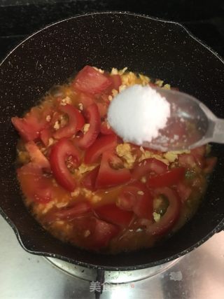 Tomato and Egg Noodles recipe