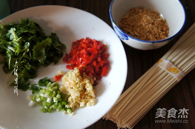 Homemade Hot and Sour Noodles recipe