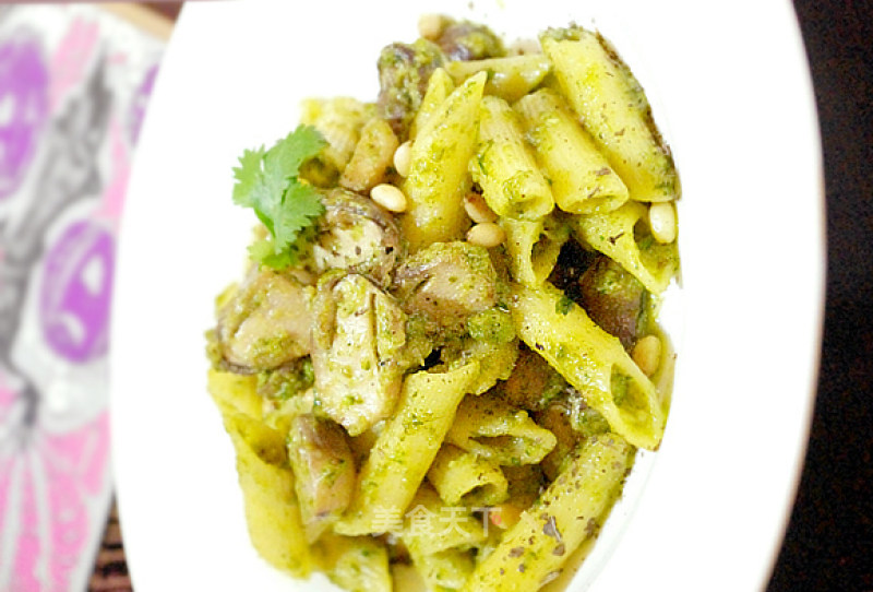 Spring is Undoubtedly Green and Green-green Sauce Smoke Tube Pasta recipe