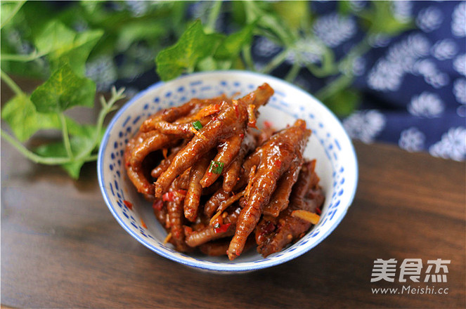 A Must-have for The Chinese New Year Banquet-tiger Skin Chicken Feet recipe