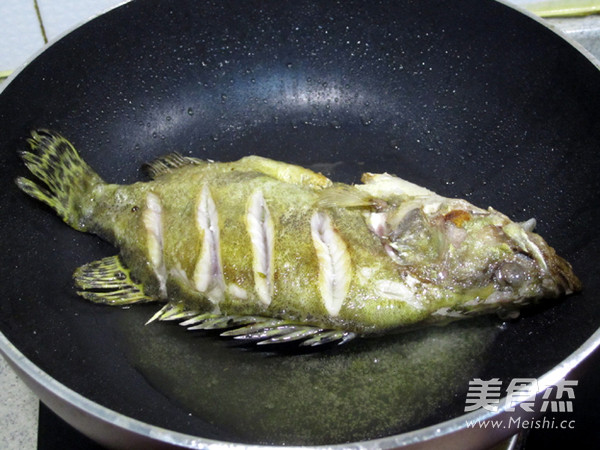 Griddle Smelly Mandarin Fish recipe