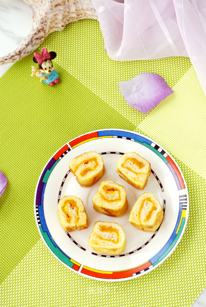 Pumpkin Toast Roll recipe