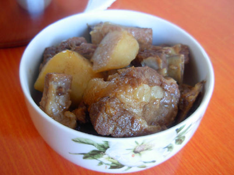 Pressure Cooker Potato Stewed Pork Ribs recipe